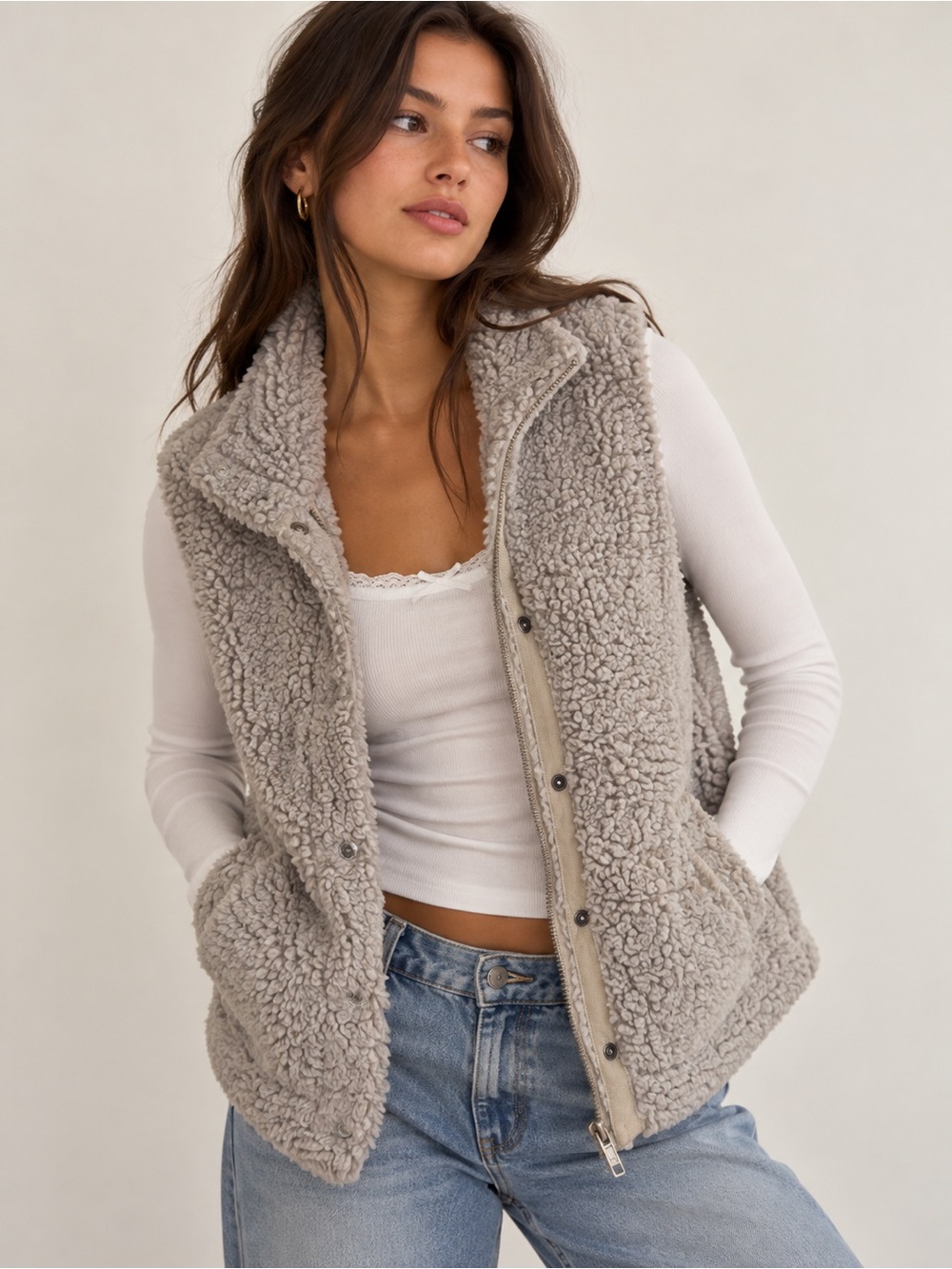 miami Plush Sherpa Vest in Light Taupe